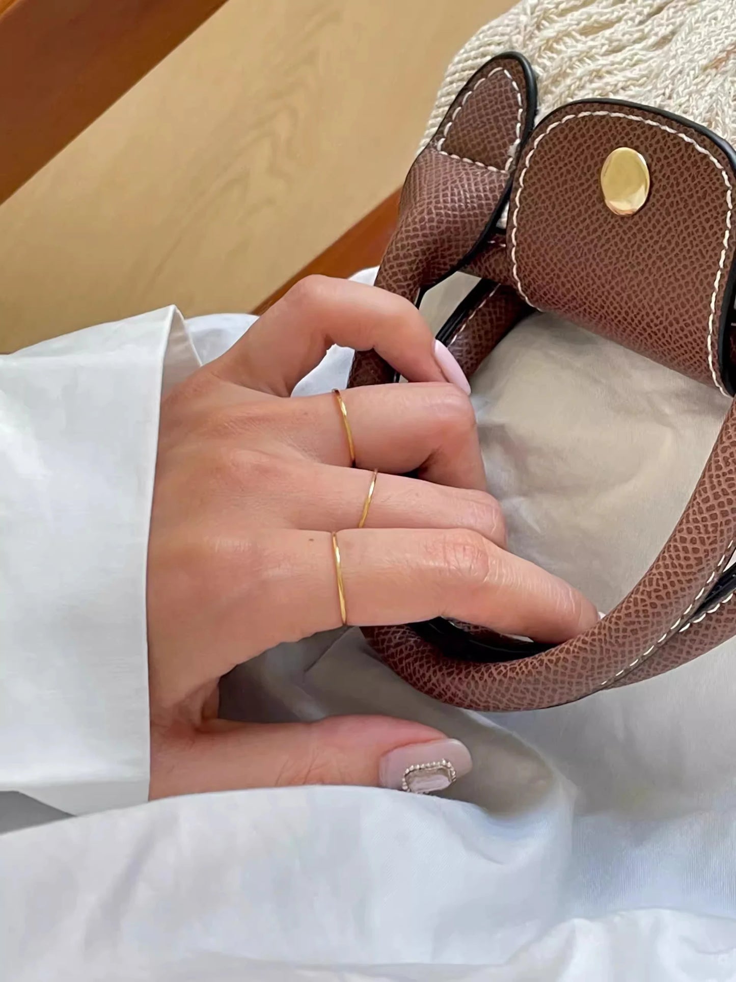 Selleve Essential Band – 18K Gold Minimal Ring